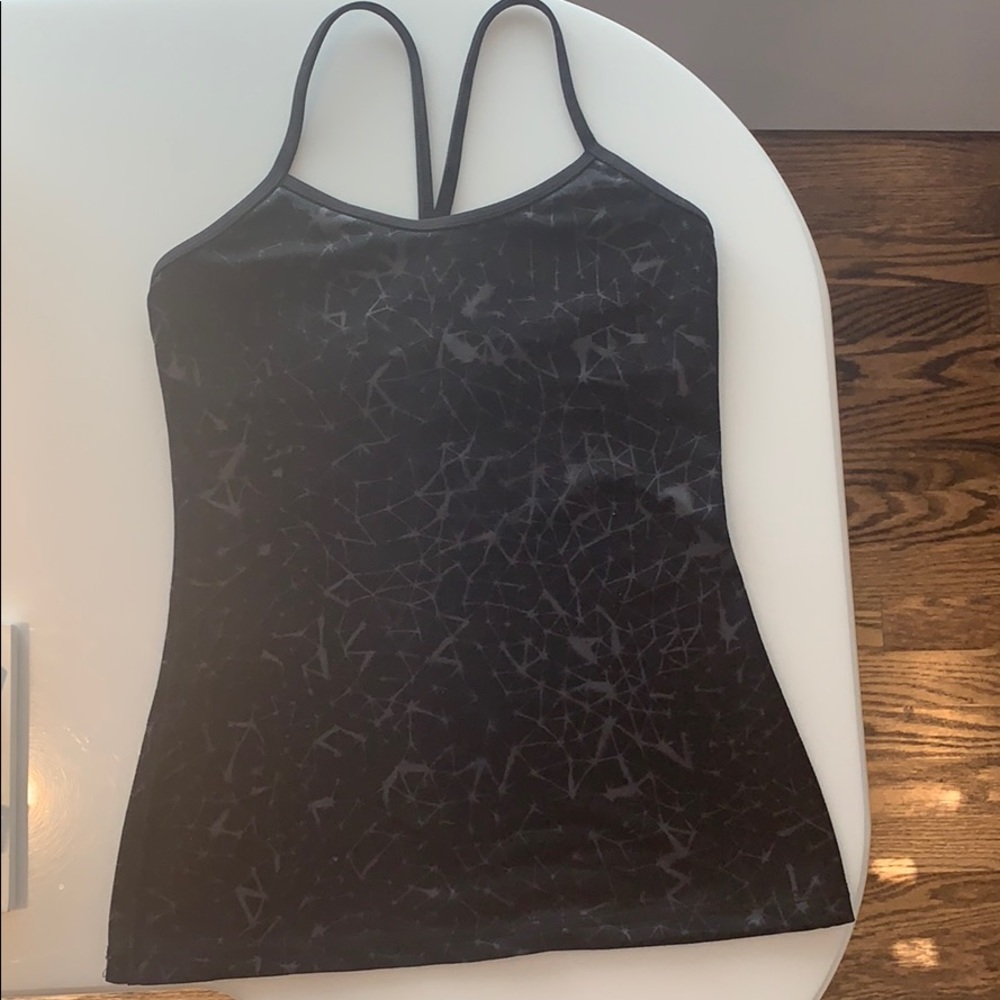 LULULEMON black and white designed Power Y Tank